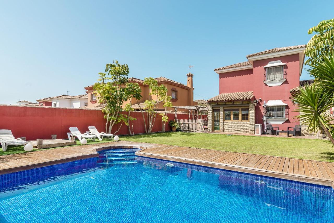 Villa Marty - Mayores De 25 Anos Chiclana de la Frontera Exterior photo
